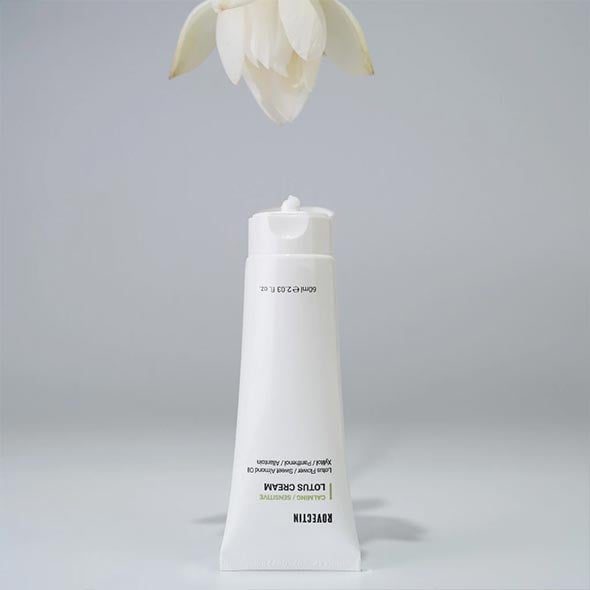 [ROVECTIN ]  CALMING LOTUS CREAM ครีมบำรุงที่ใช้ได้กับทุสภาพผิว