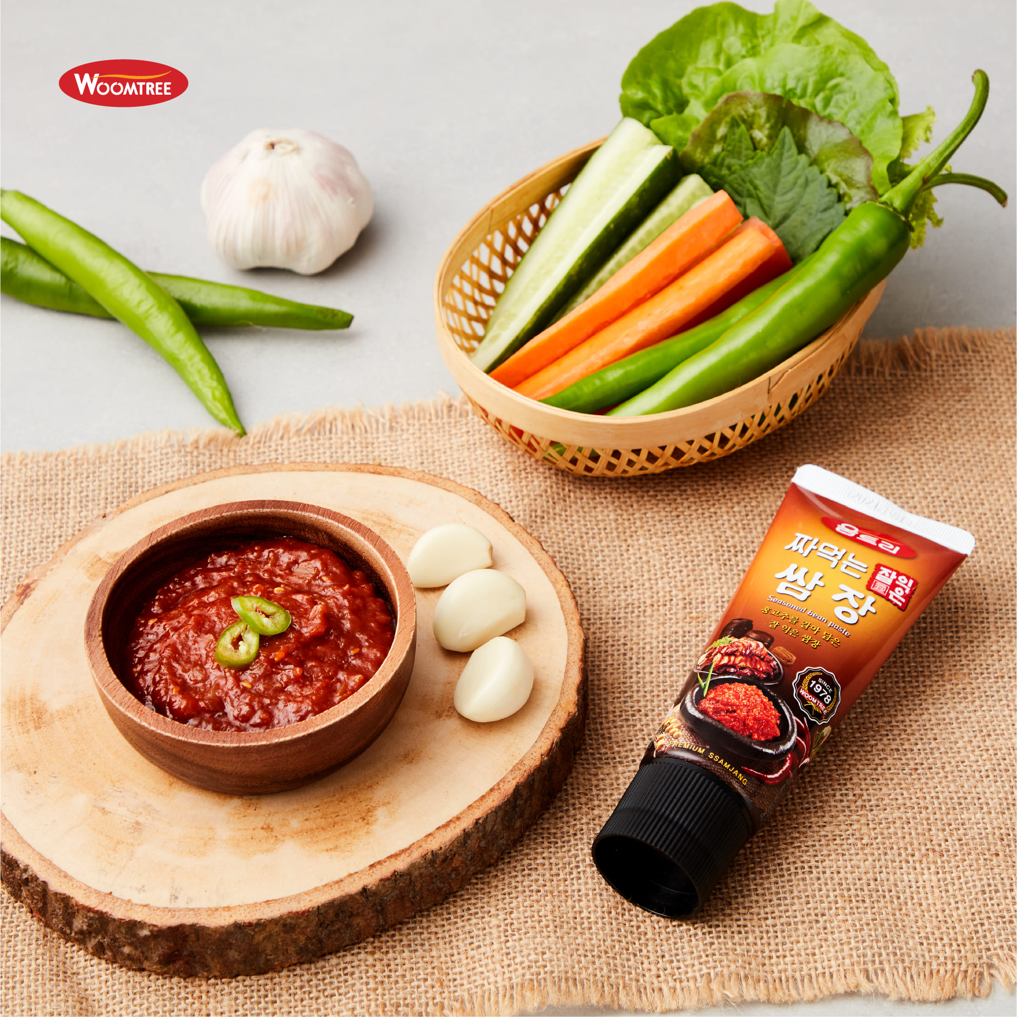 [WOOMTREE] Seasoned Bean Paste Sauce ซอสซัมจัง น้ำจิ้มเต้าเจี้ยวเกาหลี แบบหลอด ตราวูมทรี  120g.